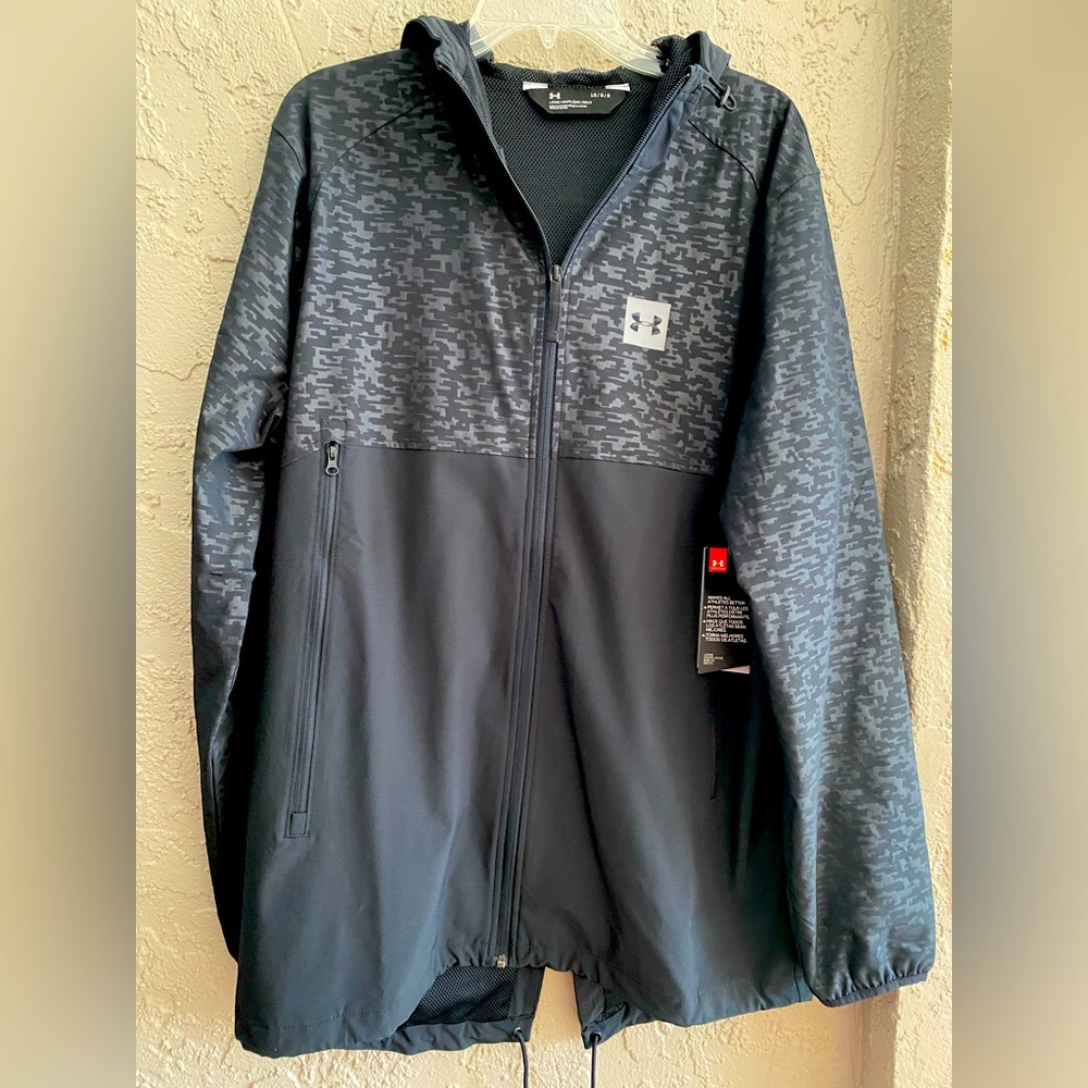 NWT Under Armour Fish Tail Jacket